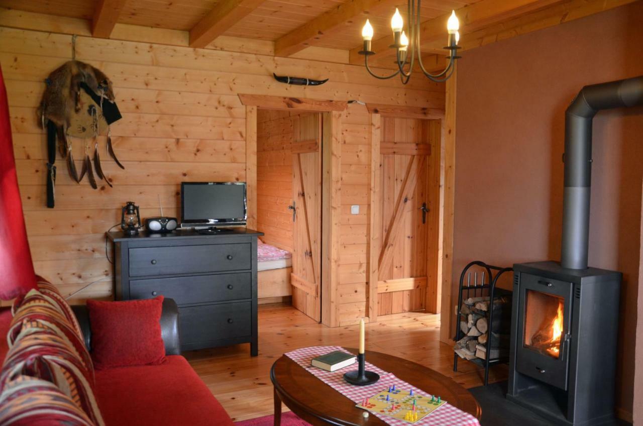 Horse Lake Ranch Neuendorf  Екстер'єр фото